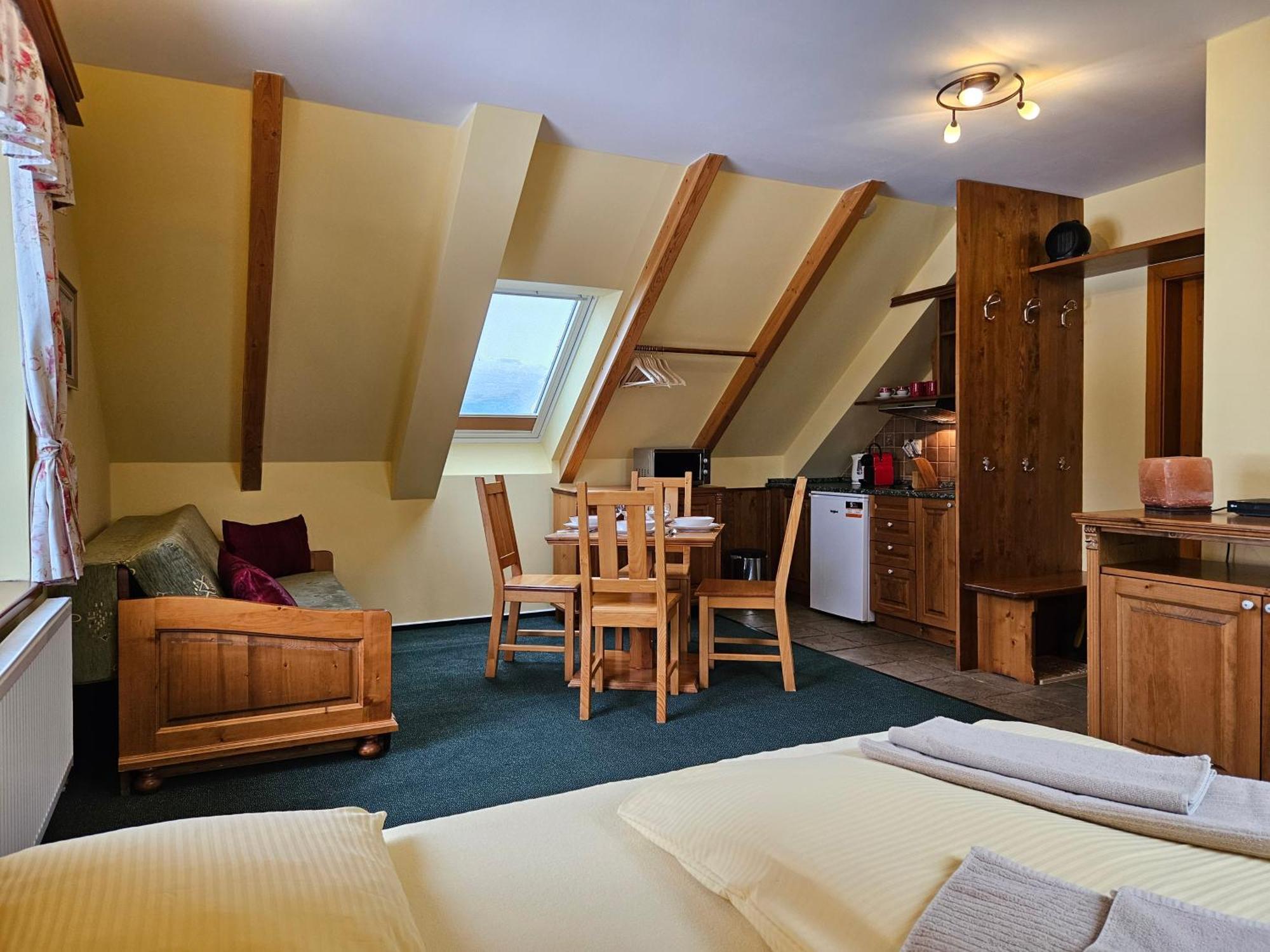 Happy House Apartments & Sauna Špindlerŭv Mlýn Esterno foto