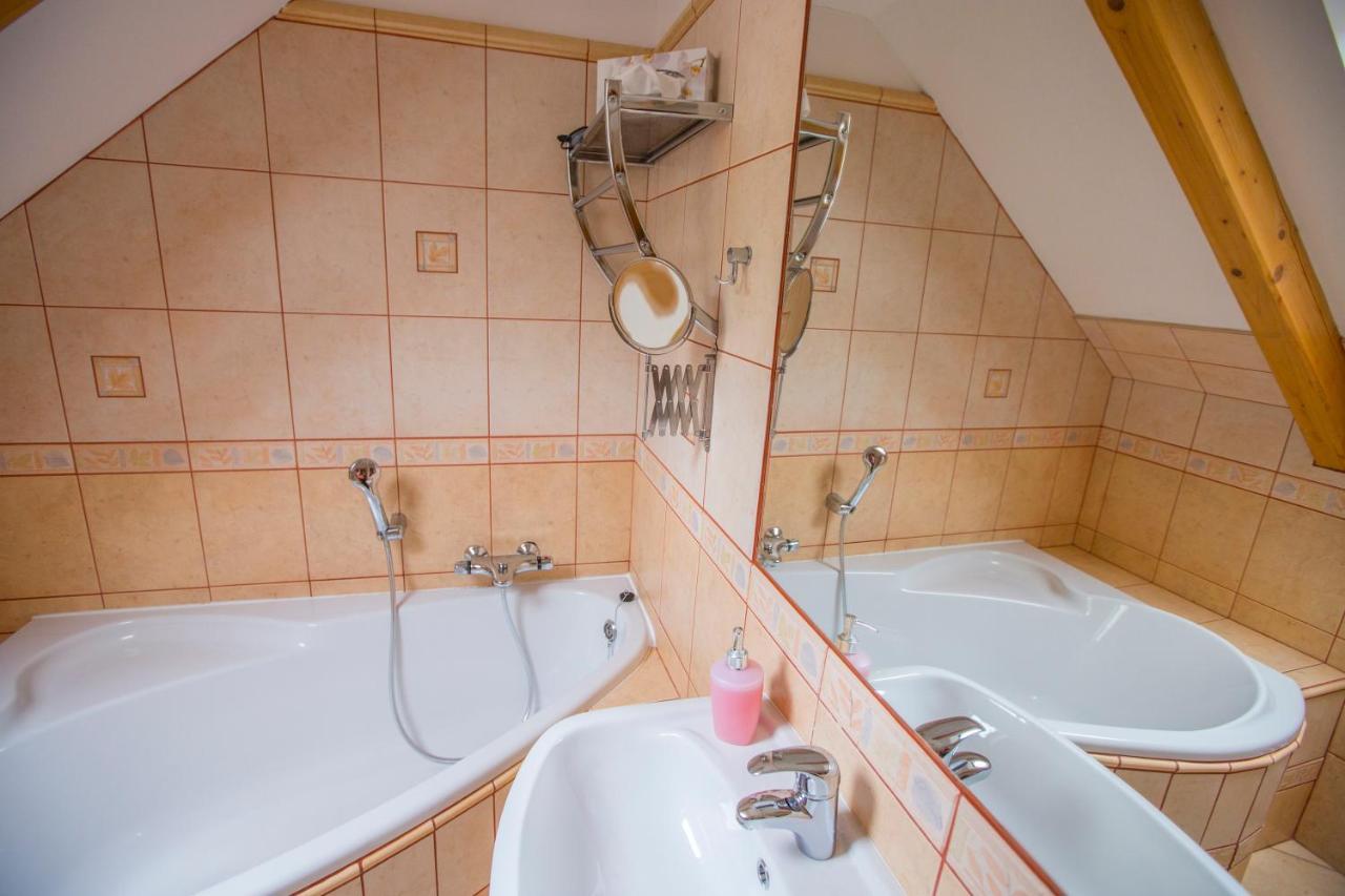 Happy House Apartments & Sauna Špindlerŭv Mlýn Esterno foto