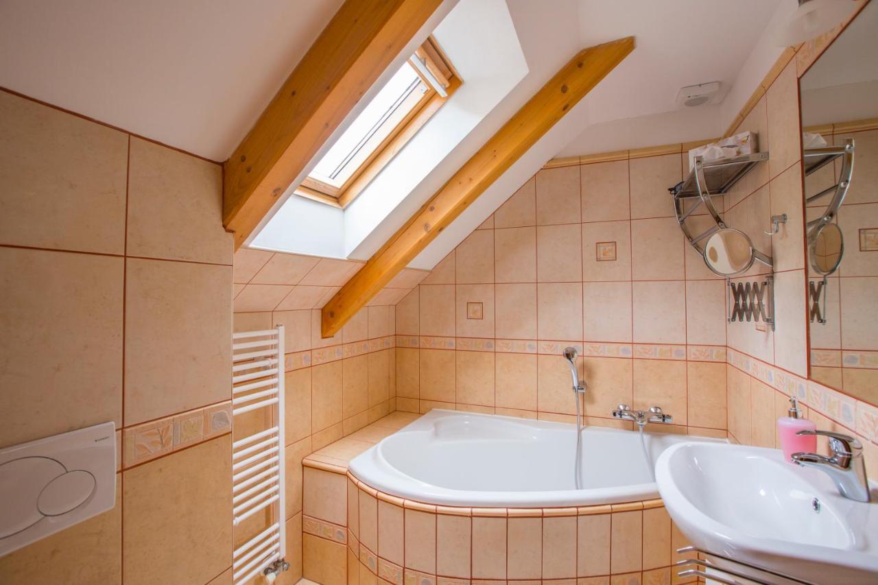 Happy House Apartments & Sauna Špindlerŭv Mlýn Esterno foto